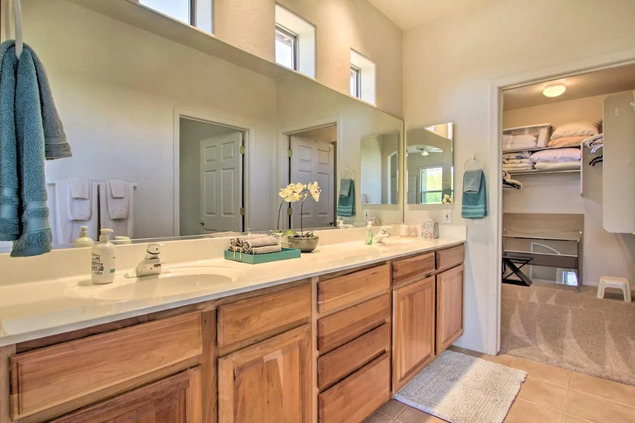 Scottsdale Condo With Balcony And Resort Amenities! 0*,
